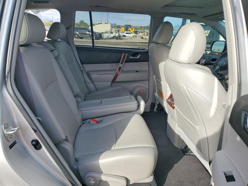 Photo 10 from auction – 2013 TOYOTA HIGHLANDER with VIN 5TDYK3EH3DS119998