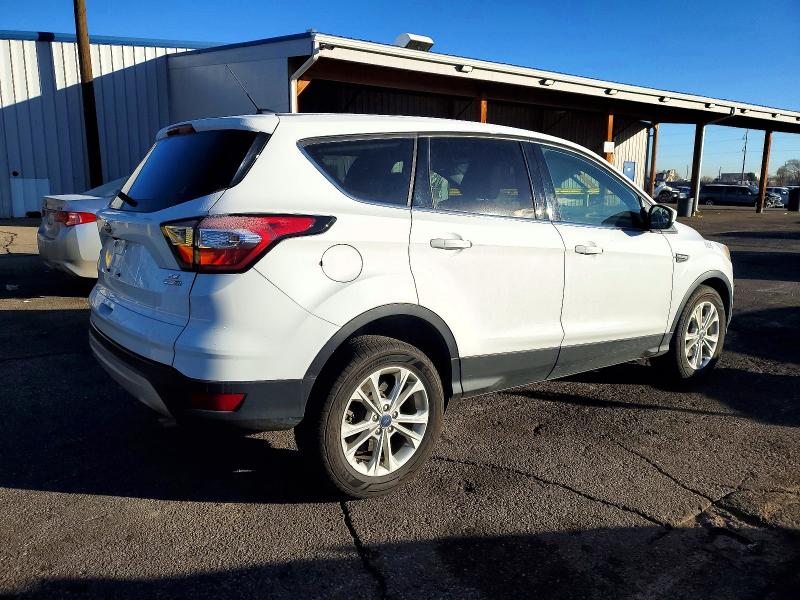 صورة رقم 3 من المزاد - 2017 FORD ESCAPE مع VIN 1FMCU9GD5HUD67815