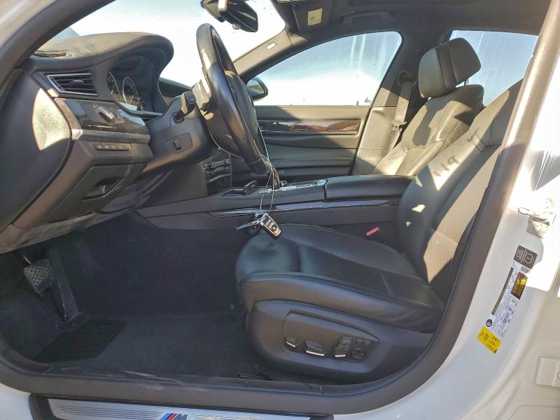 Photo 7 from auction – 2013 BMW 750 I with VIN WBAYA8C52DD227742