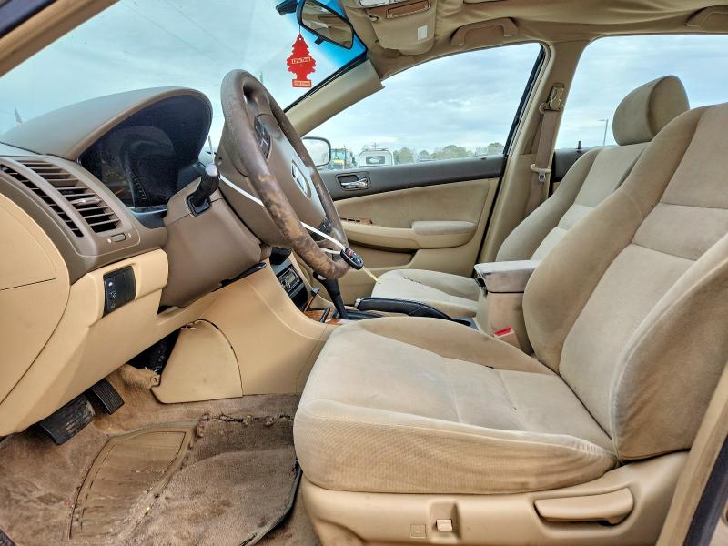 Photo 7 from auction – 2003 HONDA ACCORD EX with VIN 1HGCM56633A001640
