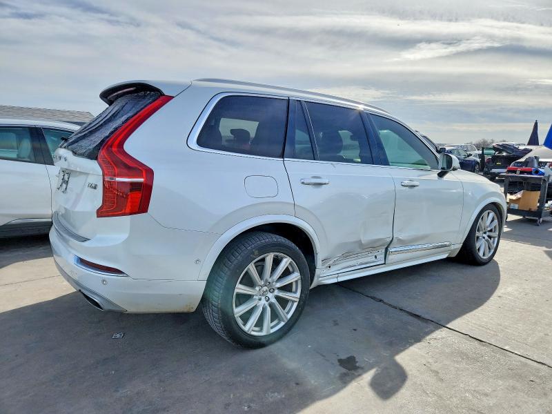 Photo 3 from auction – 2017 VOLVO XC90 T6 with VIN YV4A22PL0H1133886