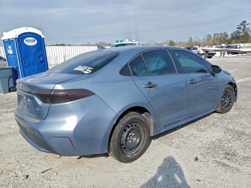 Photo 3 from auction – 2022 TOYOTA COROLLA LE with VIN 5YFEPMAEXNP305604