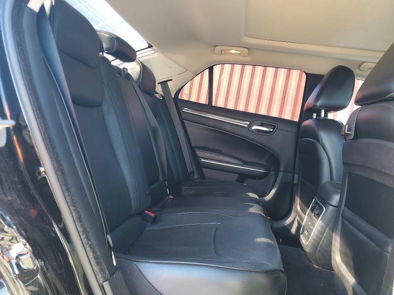 Photo 10 from auction – 2016 CHRYSLER 300C with VIN 2C3CCAEG2GH151738