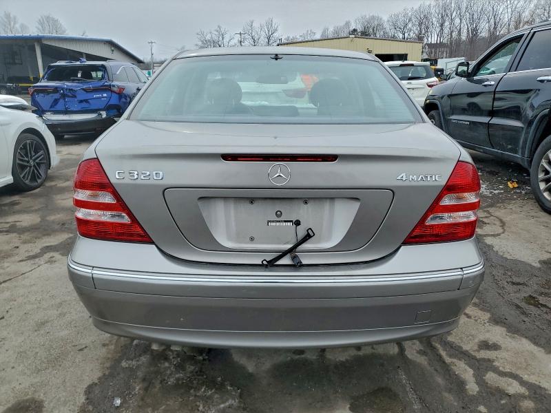 Photo 6 from auction – 2005 MERCEDES-BENZ C-CLASS with VIN WDBRF84J65F573656