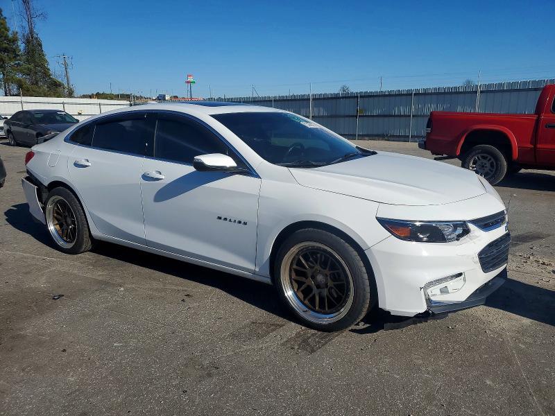 Photo 4 from auction – 2018 CHEVROLET MALIBU LT with VIN 1G1ZD5ST5JF130833