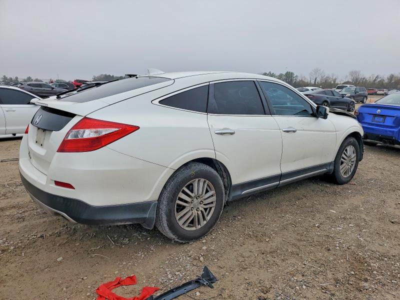 Photo 3 from auction – 2015 HONDA CROSSTOUR with VIN 5J6TF3H50FL000031