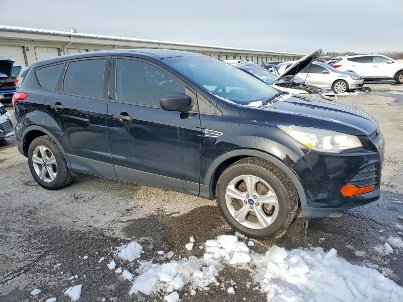 Photo 4 from auction – 2016 FORD ESCAPE S with VIN 1FMCU0F70GUA63782