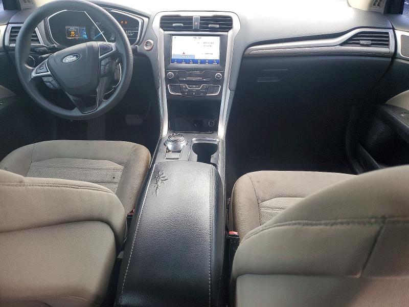Photo 8 from auction – 2019 FORD FUSION S with VIN 3FA6P0G73KR246008