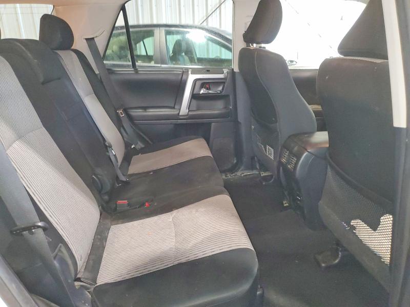 Photo 11 from auction – 2015 TOYOTA 4RUNNER with VIN JTEBU5JR6F5206731
