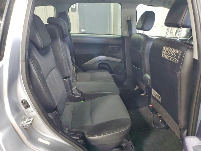 Photo 10 from auction – 2008 MITSUBISHI OUTLANDER with VIN JA4LT31W58Z012459