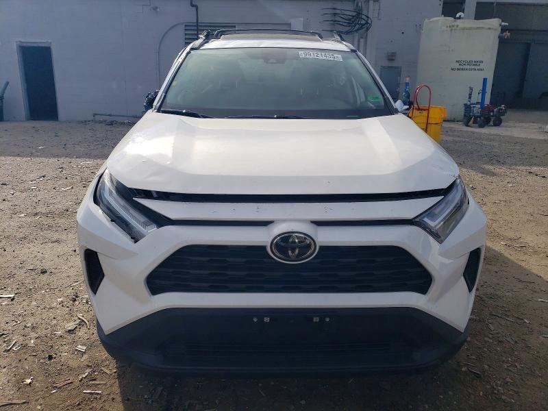 Photo 5 from auction – 2023 TOYOTA RAV4 with VIN 2T3W1RFV5PW281507