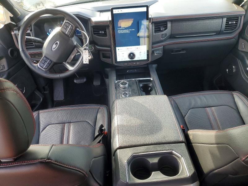 Photo 8 from auction – 2024 FORD EXPEDITION with VIN 1FMJU2A87REA68171