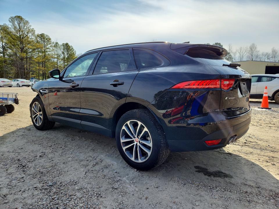 Photo 2 from auction – 2017 JAGUAR F-PACE PRE with VIN SADCJ2BN1HA488108