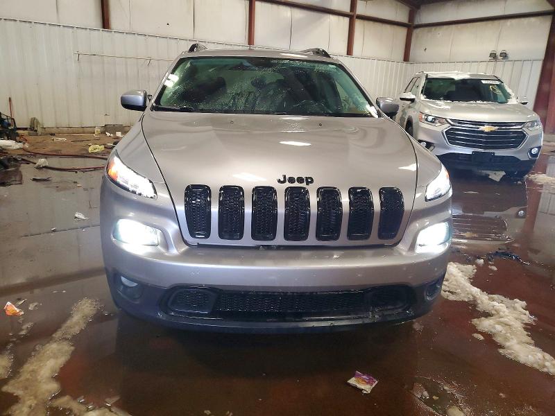 Photo 5 from auction – 2018 JEEP CHEROKEE with VIN 1C4PJMCB9JD505643