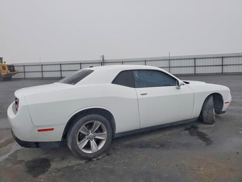 Photo 3 from auction – 2016 DODGE CHALLENGER with VIN 2C3CDZAG7GH201082