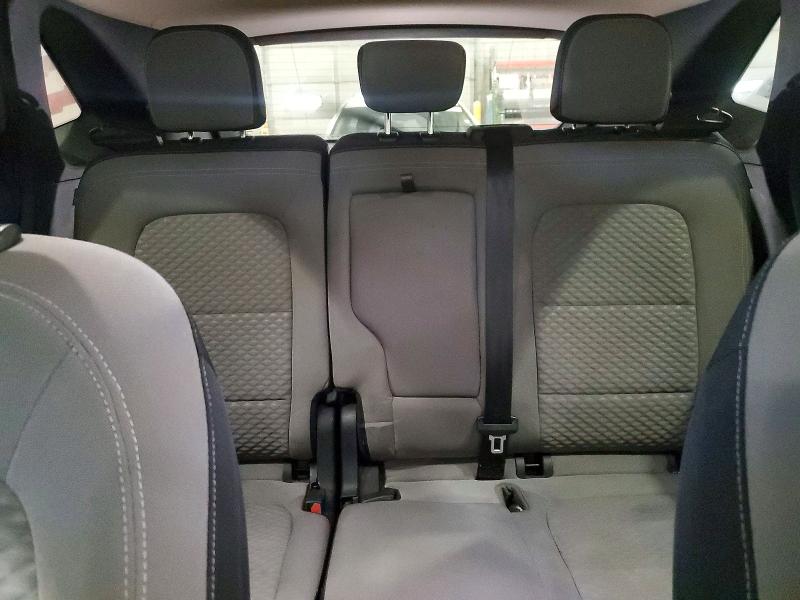 Photo 10 from auction – 2020 FORD ESCAPE with VIN 1FMCU0G64LUB04575