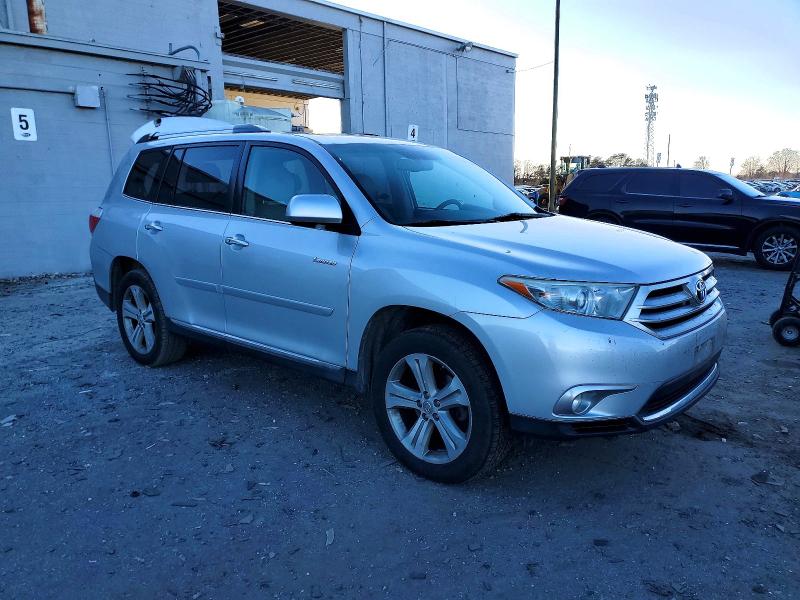 Photo 4 from auction – 2012 TOYOTA HIGHLANDER with VIN 5TDDK3EH1CS154861