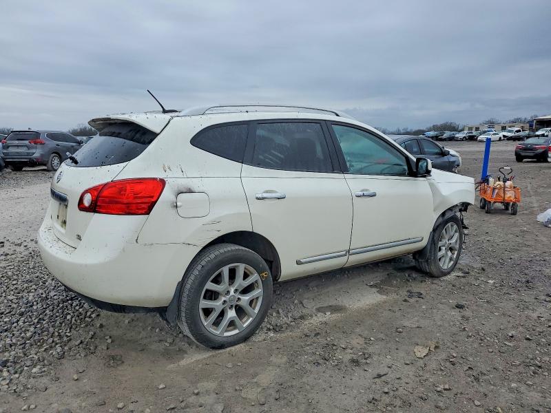 Photo 3 from auction – 2013 NISSAN ROGUE with VIN JN8AS5MT9DW516610