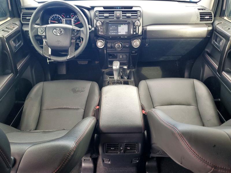 Photo 8 from auction – 2019 TOYOTA 4RUNNER SR with VIN JTEBU5JRXK5675590