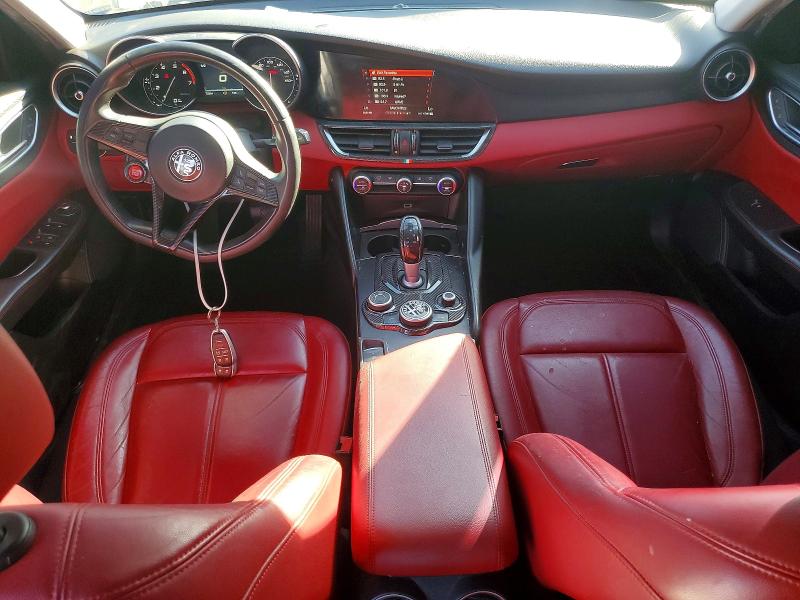 Photo 8 from auction – 2017 ALFA ROMEO GIULIA with VIN ZARFAEBN8H7551282