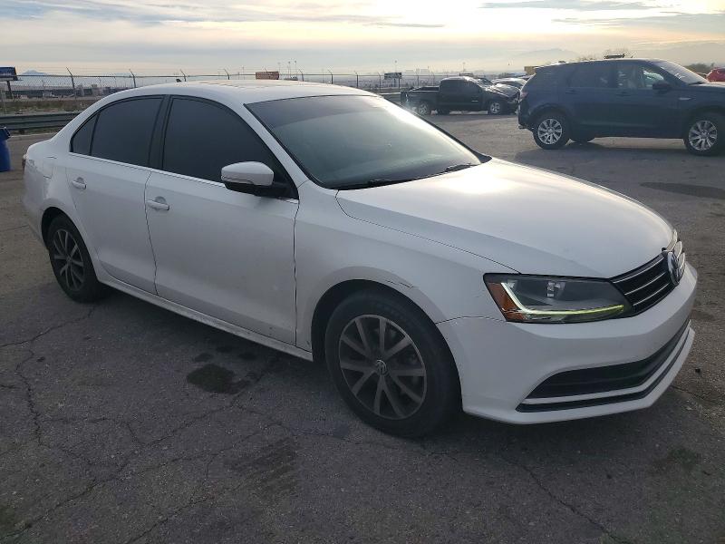 Photo 4 from auction – 2017 VOLKSWAGEN JETTA with VIN 3VWDB7AJ3HM314971