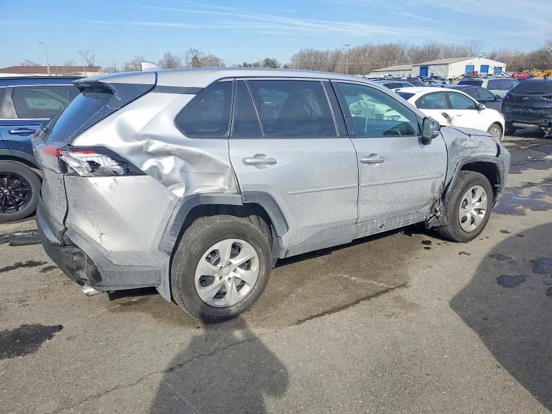 Photo 3 from auction – 2023 TOYOTA RAV4 with VIN 2T3G1RFV4PW353284