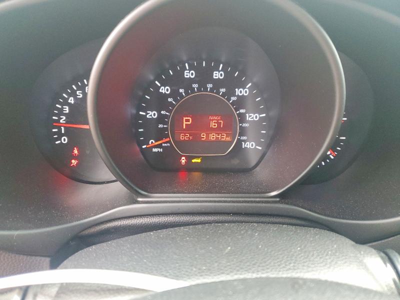 Photo 9 from auction – 2017 KIA SOUL + with VIN KNDJP3A58H7426369