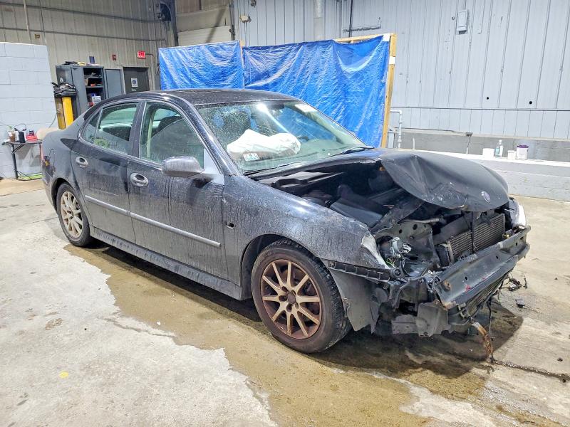 Photo 4 from auction – 2005 SAAB 9-3 ARC with VIN YS3FD49Y551005557