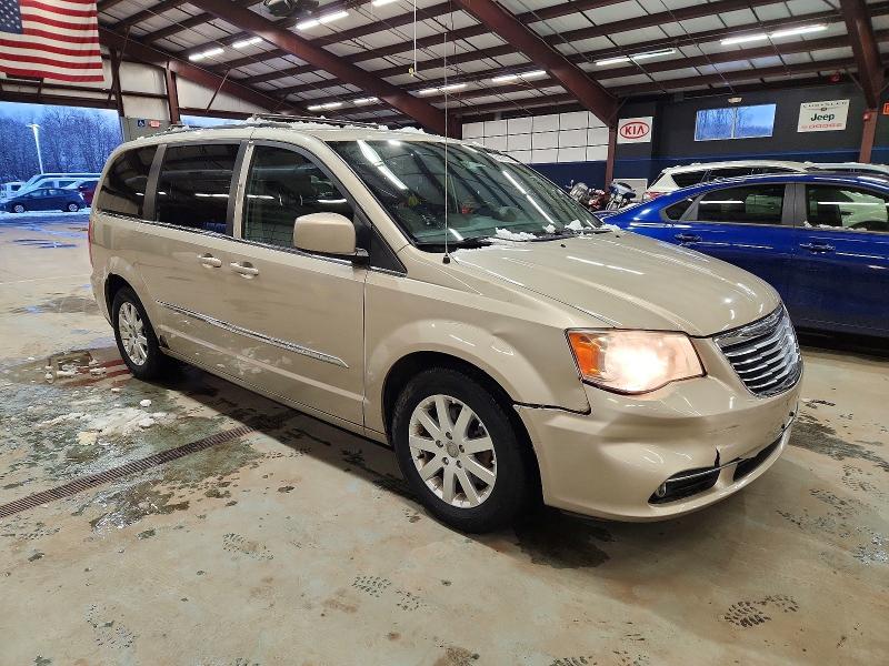 Photo 4 from auction – 2013 CHRYSLER TOWN & COU with VIN 2C4RC1BG5DR798005
