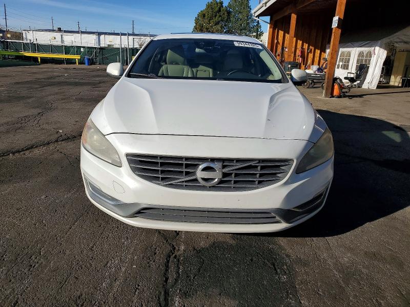 Photo 5 from auction – 2015 VOLVO S60 with VIN YV140MFB6F1301466