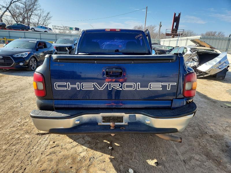 Photo 6 from auction – 2002 CHEVROLET SILVERADO with VIN 1GCEC14WX2Z122347