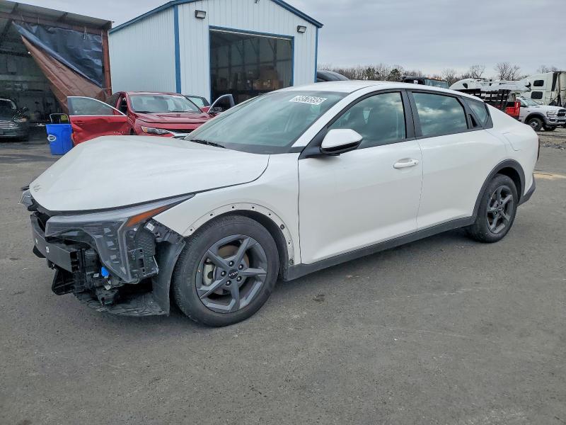 KIA K4 LX 2025 with VIN 3KPFT4DE7SE060303 - Photo from auction