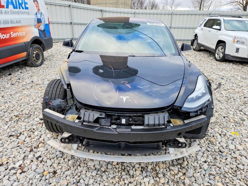Photo 5 from auction – 2018 TESLA MODEL 3 with VIN 5YJ3E1EB2JF107312