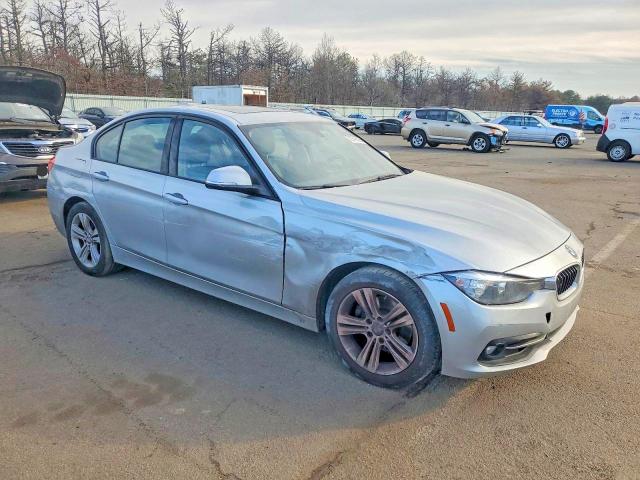 Photo 4 from auction – 2016 BMW 328 with VIN WBA8E9G5XGNU28307