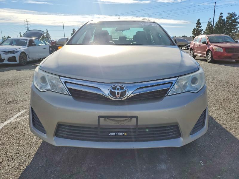 Photo 5 from auction – 2014 TOYOTA CAMRY L with VIN 4T4BF1FK9ER364845