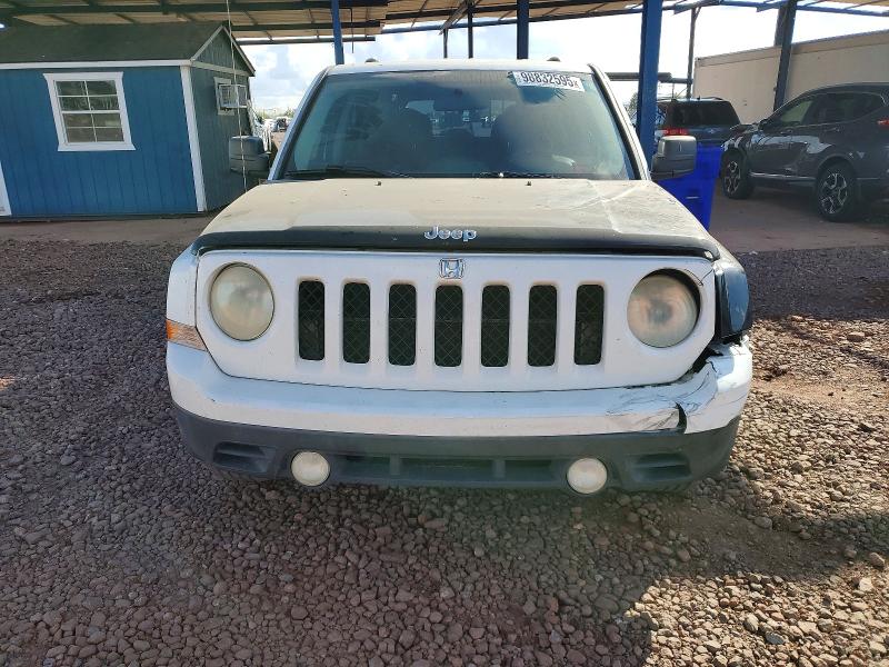 Photo 5 from auction – 2011 JEEP PATRIOT with VIN 1J4NT1GB0BD225096