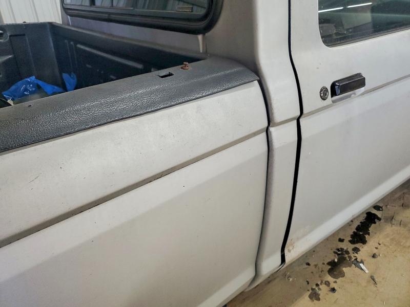 Photo 10 from auction – 1990 FORD RANGER with VIN 1FTCR10T6LUC25359