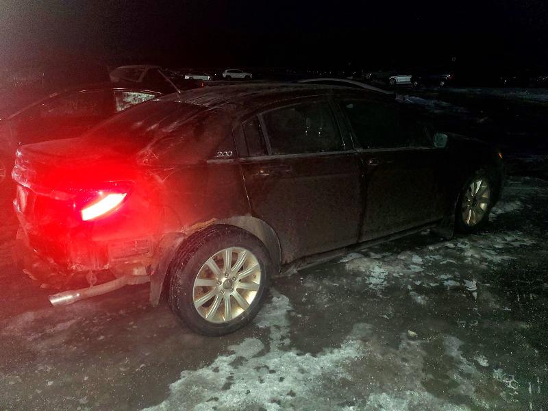 Photo 3 from auction – 2012 CHRYSLER 200 TOURIN with VIN 1C3CCBBG7CN289058