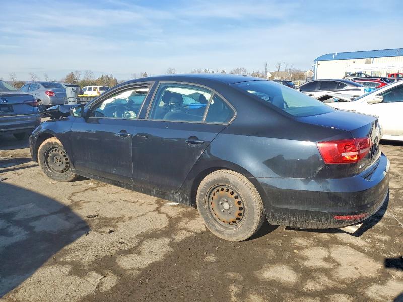 Photo 2 from auction – 2015 VOLKSWAGEN JETTA BASE with VIN 3VW2K7AJ1FM342739