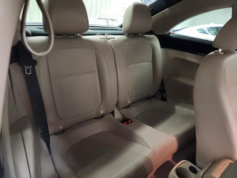 Photo 10 from auction – 2014 VOLKSWAGEN BEETLE with VIN 3VWJ17AT8EM662249