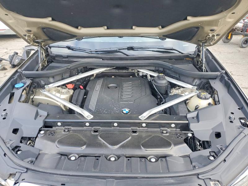 Photo 12 from auction – 2019 BMW X5 XDRIVE4 with VIN 5UXCR6C53KLL01908