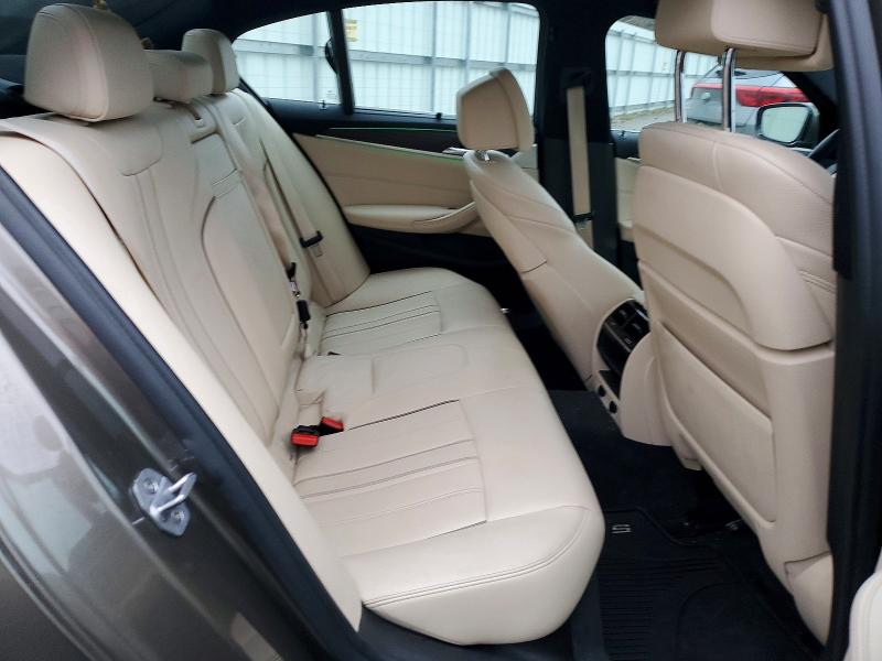 Photo 10 from auction – 2018 BMW 530 XI with VIN WBAJA7C52JWA74147