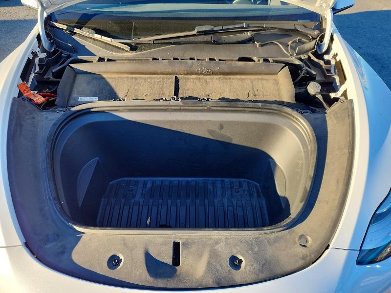 Photo 11 from auction – 2023 TESLA MODEL Y with VIN 7SAYGDEE8PA137368