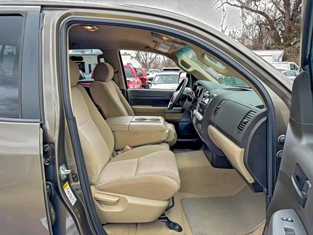 Photo 5 from auction – 2011 TOYOTA TUNDRA DOU with VIN 5TFUY5F10BX166584