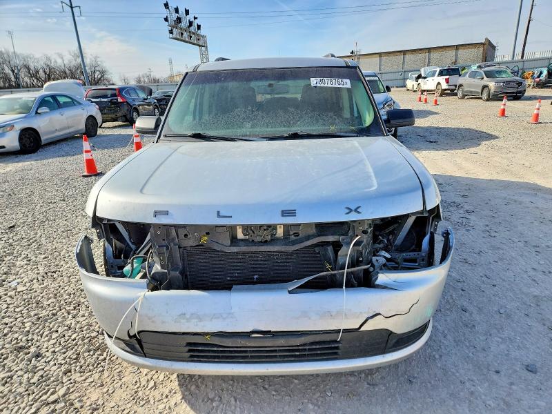 Photo 5 from auction – 2019 FORD FLEX with VIN 2FMGK5B82KBA27982