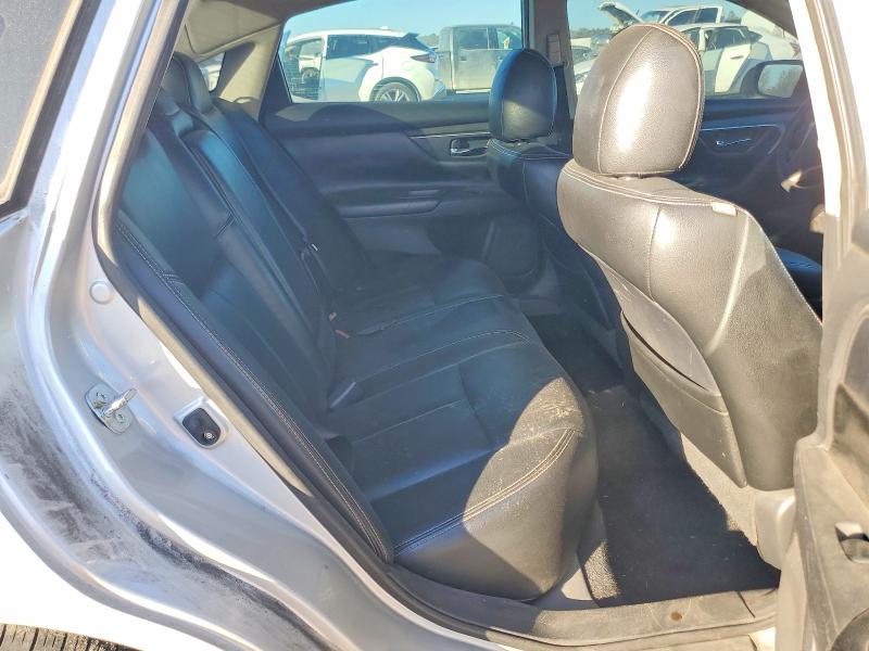 Photo 10 from auction – 2015 NISSAN ALTIMA 2.5 with VIN 1N4AL3AP9FN314241