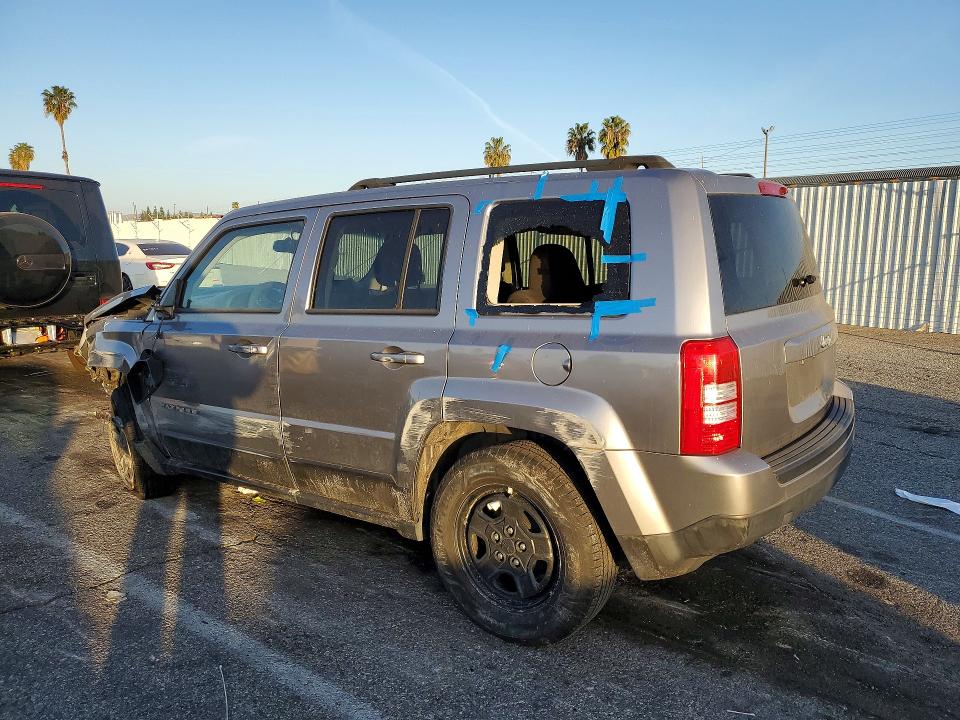 Photo 2 from auction – 2017 JEEP PATRIOT with VIN 1C4NJPBB0HD121349