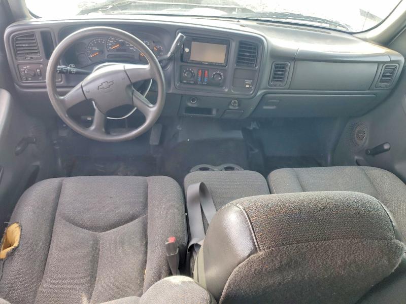 Photo 8 from auction – 2004 CHEVROLET SILVERADO with VIN 2GCEC19V941187394