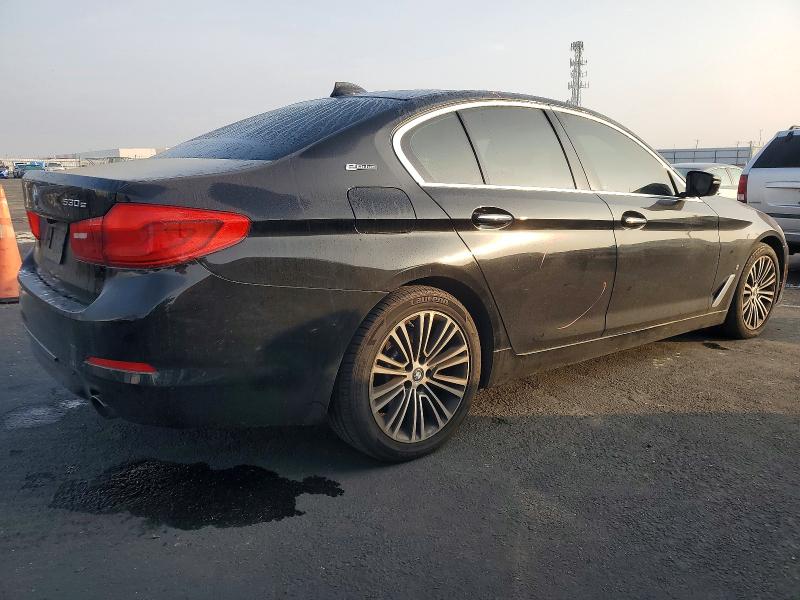 Foto 3 de la subasta – 2018 BMW 530E con VIN WBAJA9C52JB252607
