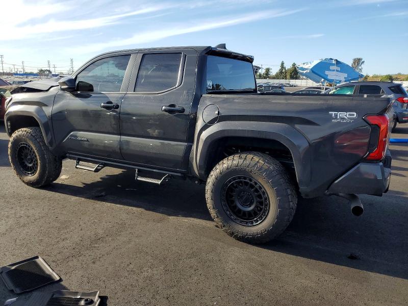 Photo 2 from auction – 2026 TOYOTA TACOMA with VIN 3TMLB5JN4TM216899